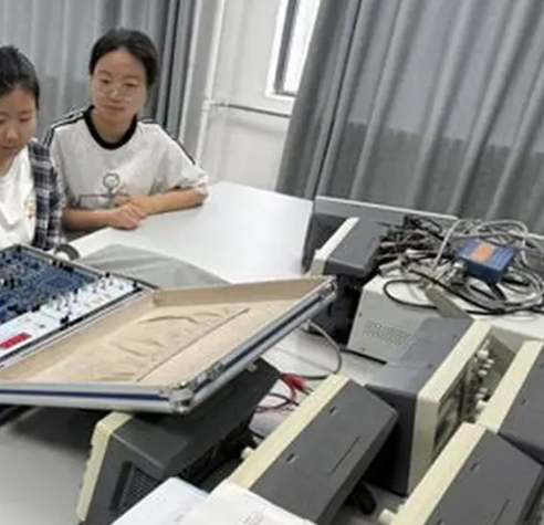 部署加速器服务器是一个系统性的工程，需要仔细规划和执行。以下是分步指南，帮助您顺利完成部署